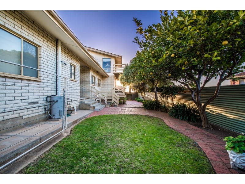 15 Clearview Tce, Flagstaff Hill SA 5159