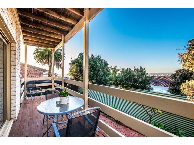 15 Clearview Tce, Flagstaff Hill SA 5159