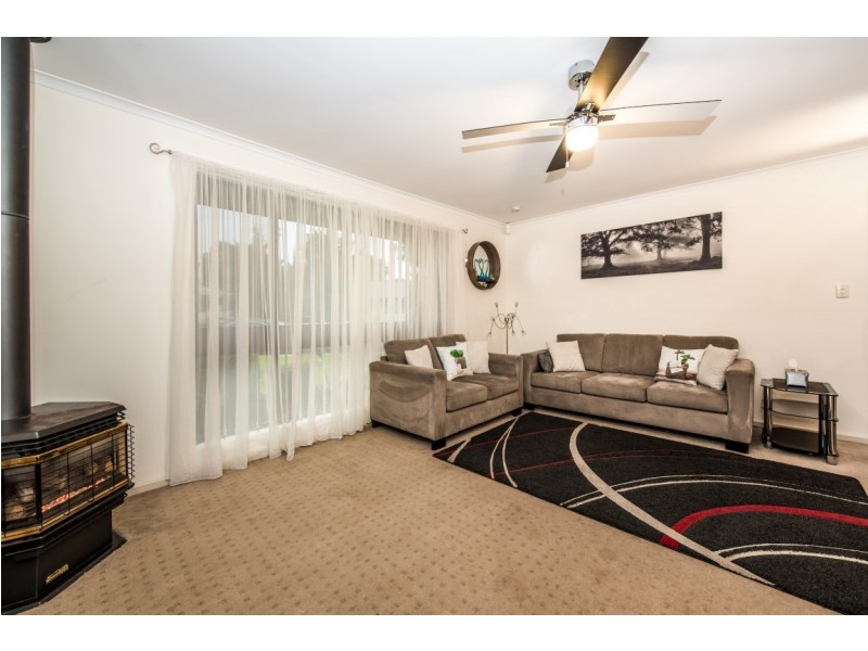 22 Jenner Street, Morphett Vale SA 5162