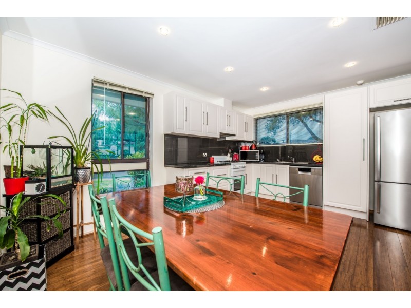 22 Jenner Street, Morphett Vale SA 5162