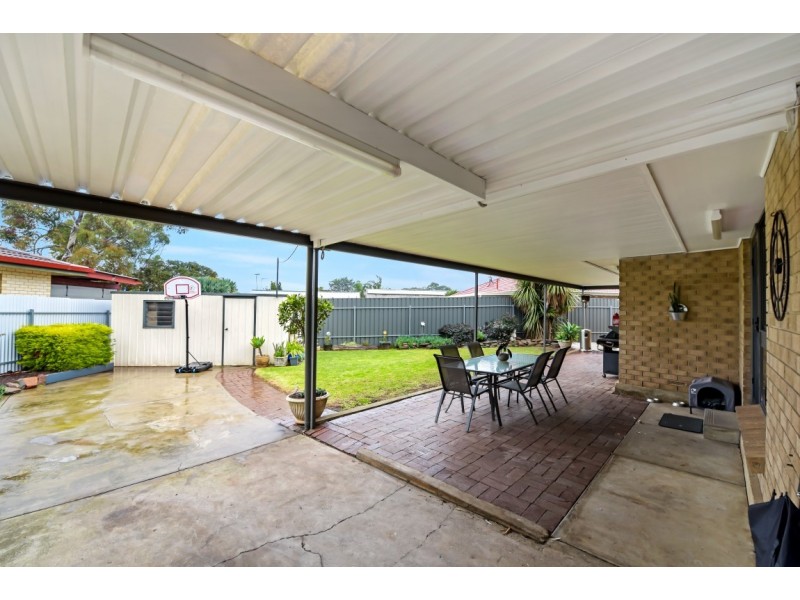 22 Jenner Street, Morphett Vale SA 5162