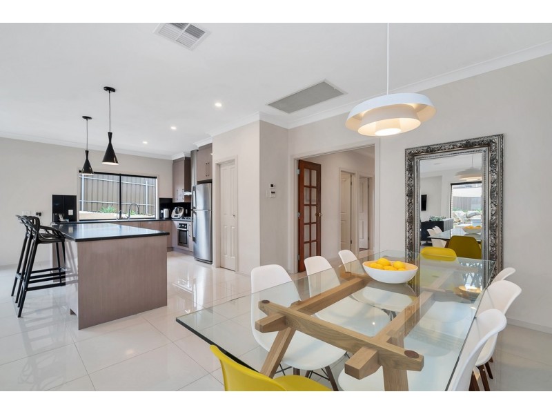 2 Tischendorf Street, Trott Park SA 5158