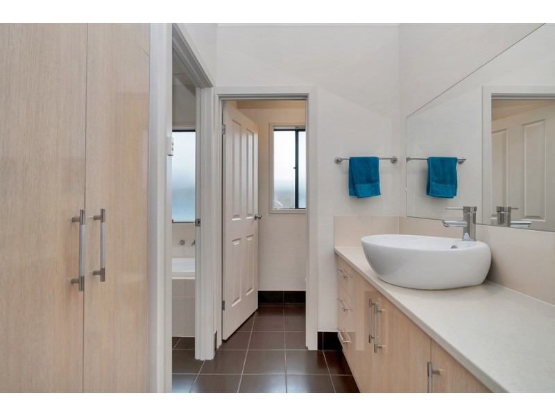 2 Tischendorf Street, Trott Park SA 5158