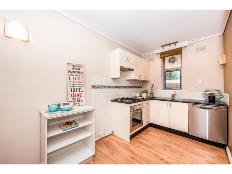 10/14 Broadway, Glenelg South SA 5045