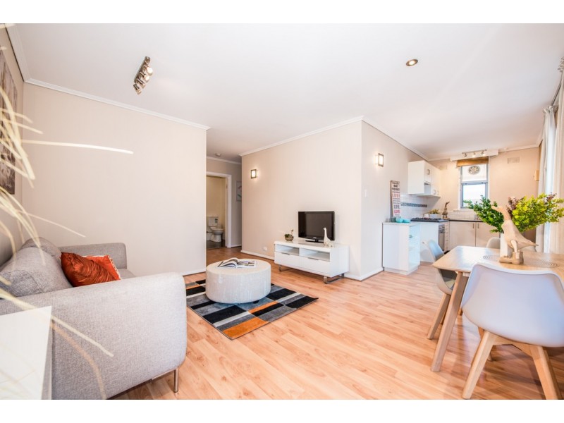 10/14 Broadway, Glenelg South SA 5045