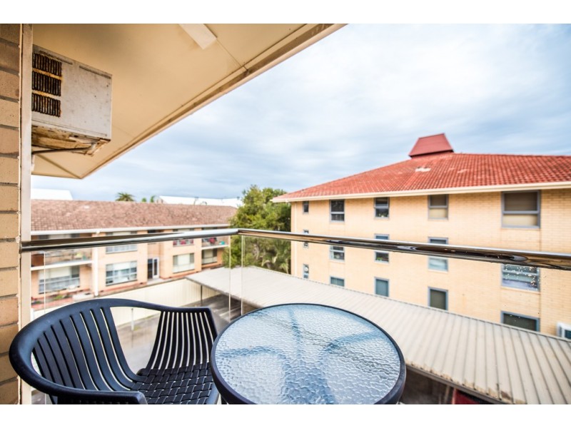 10/14 Broadway, Glenelg South SA 5045
