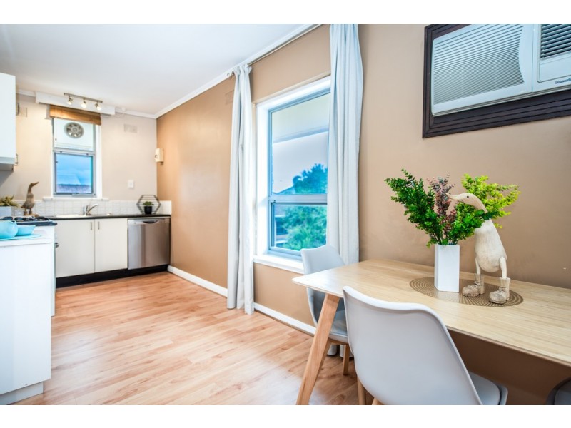 10/14 Broadway, Glenelg South SA 5045