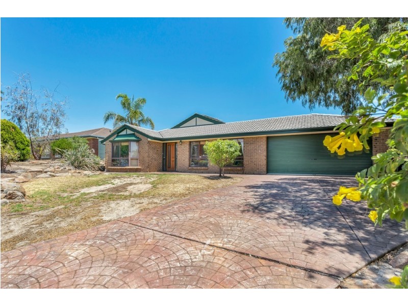 10 Pinehurst Grove, Morphett Vale SA 5162