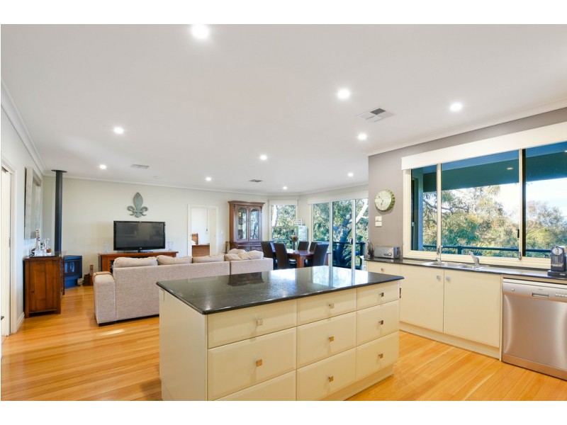 14 Grandview Court, Aberfoyle Park SA 5159