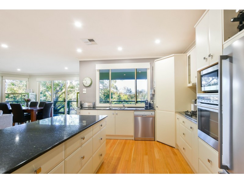 14 Grandview Court, Aberfoyle Park SA 5159