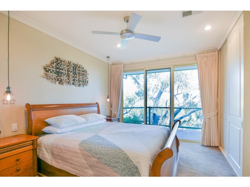 14 Grandview Court, Aberfoyle Park SA 5159
