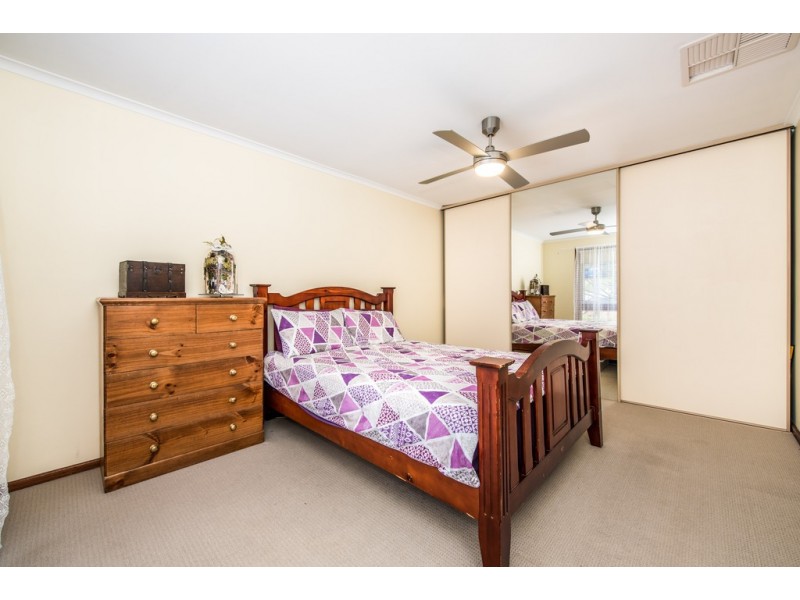 26 Saphire Road, Morphett Vale SA 5162