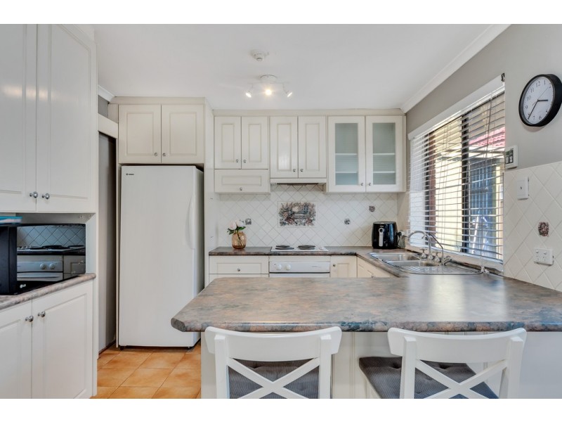 18 Acre Avenue, Morphett Vale SA 5162