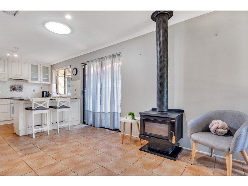 18 Acre Avenue, Morphett Vale SA 5162