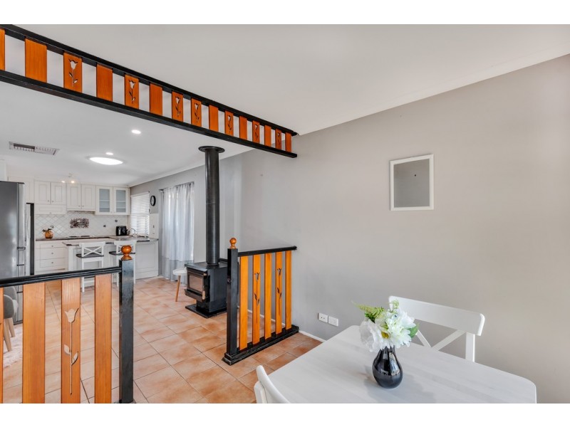 18 Acre Avenue, Morphett Vale SA 5162