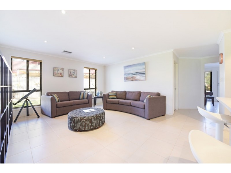 14 Aubrey Drive, Willunga SA 5172