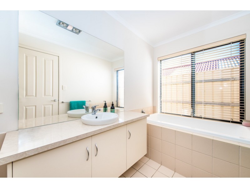 14 Aubrey Drive, Willunga SA 5172