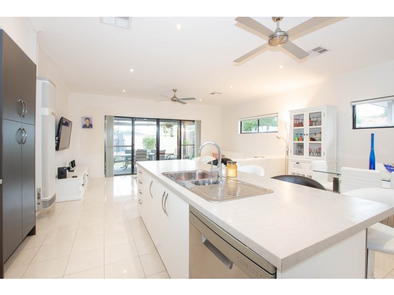 28 Kelvin Ave, Warradale SA 5046