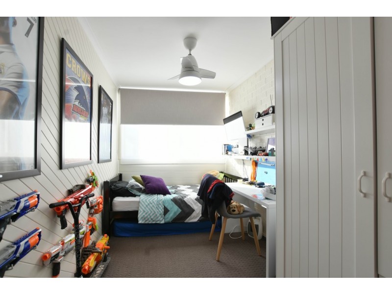 16 Abbott Ave, Morphett Vale SA 5162