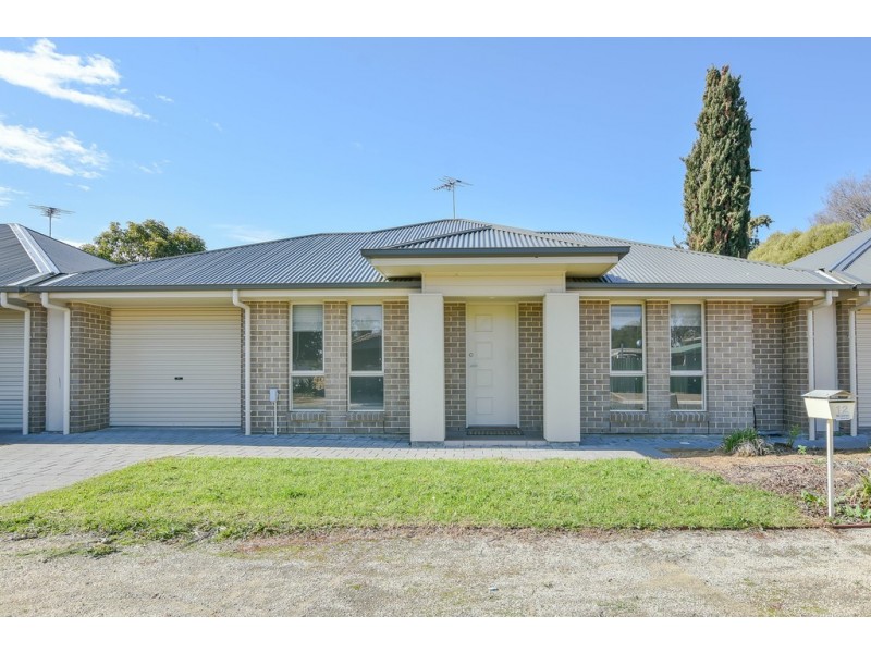 12 Raphael Crescent, Morphett Vale SA 5162