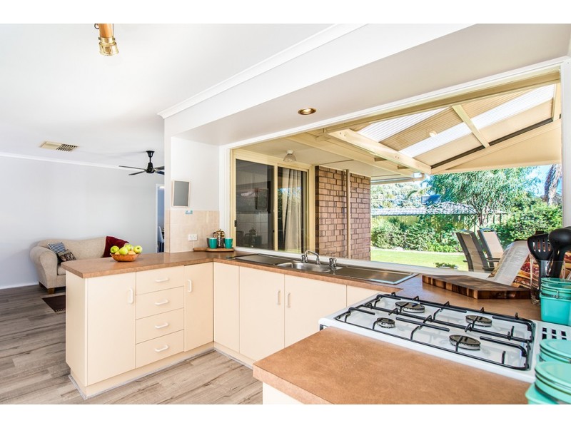 4 Whittaker Avenue, Old Reynella SA 5161