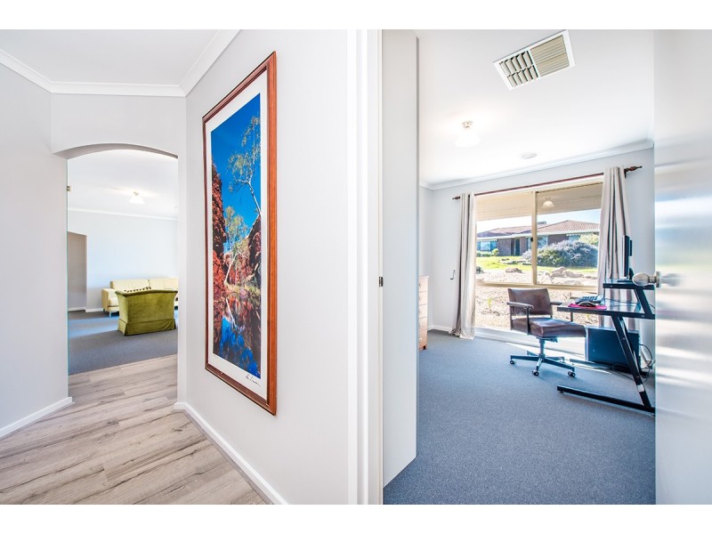 4 Whittaker Avenue, Old Reynella SA 5161