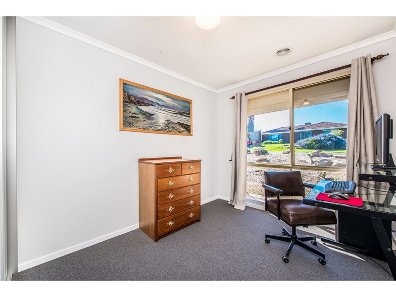 4 Whittaker Avenue, Old Reynella SA 5161