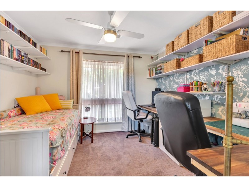 42 Holly Rise, Hackham West SA 5163