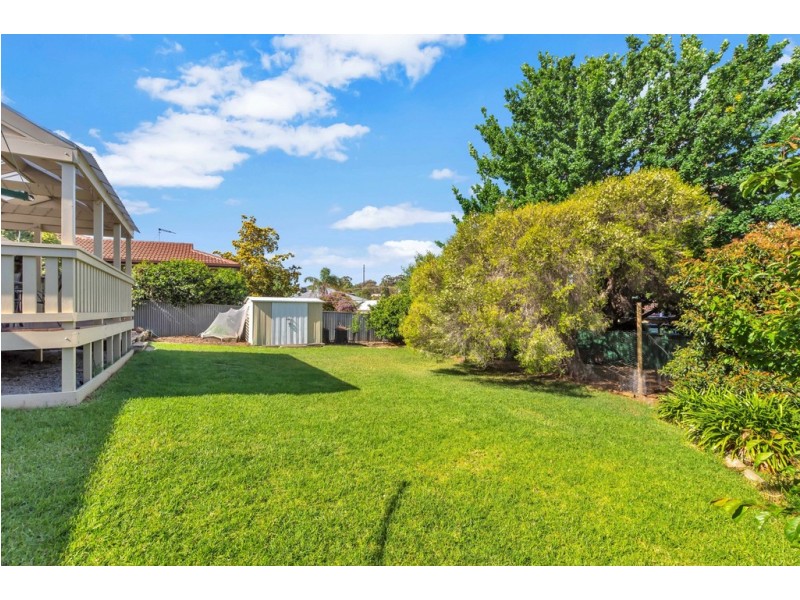 42 Holly Rise, Hackham West SA 5163