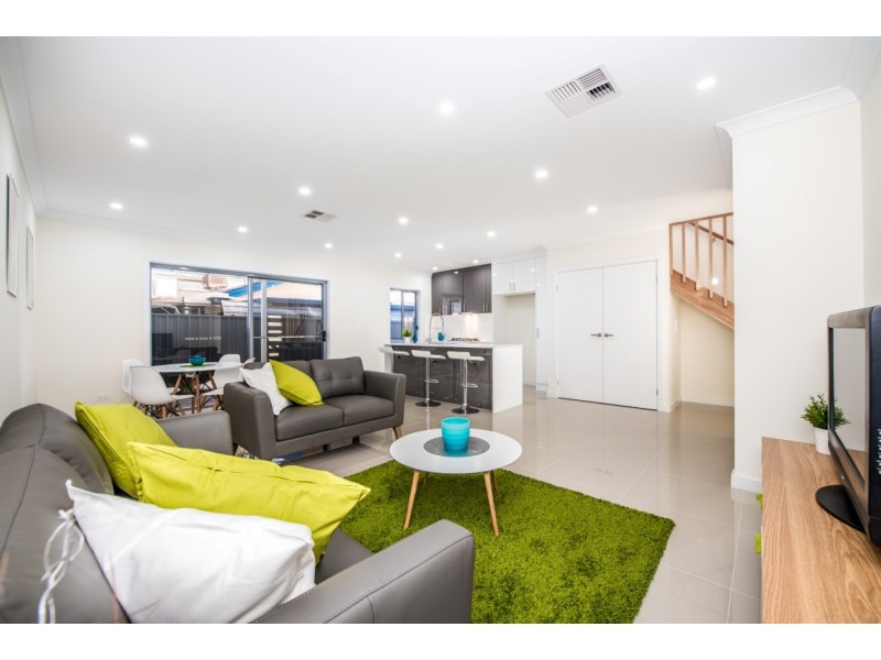 22c Grazing Ave, Morphett Vale SA 5162