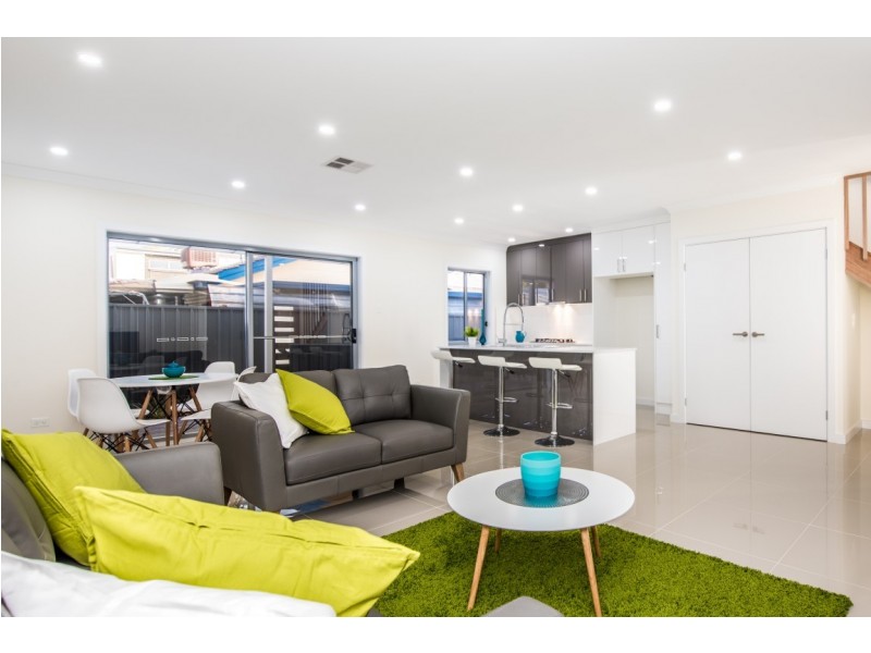 22c Grazing Ave, Morphett Vale SA 5162