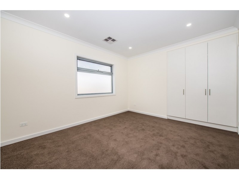 22c Grazing Ave, Morphett Vale SA 5162