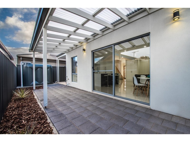 22c Grazing Ave, Morphett Vale SA 5162