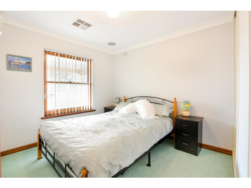 1 Rajah Street, Morphett Vale SA 5162