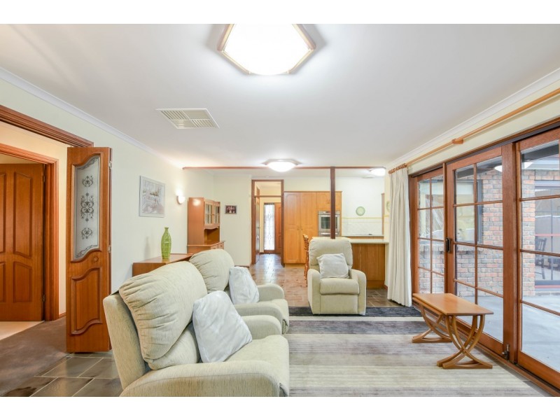 52 Miller Drive, Happy Valley SA 5159