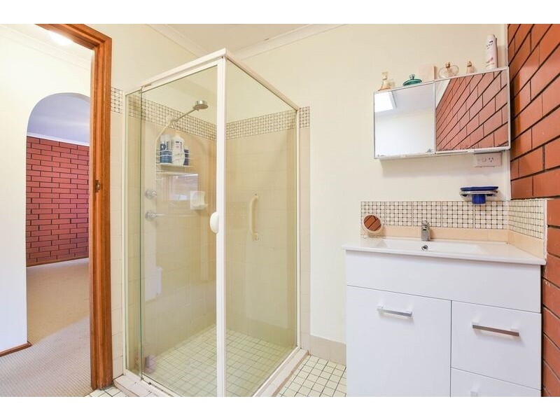 10/9 Tretter, Morphett Vale SA 5162