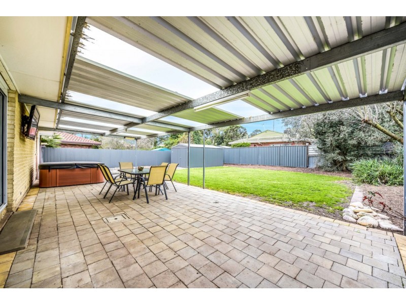 25 Regency Road, Happy Valley SA 5159