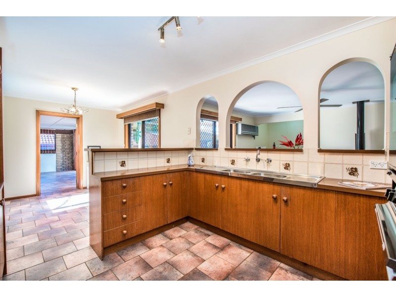 12 Saint Martins Court, Woodcroft SA 5162