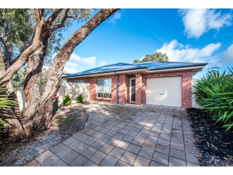 7 Bishops Hill Road, Happy Valley SA 5159