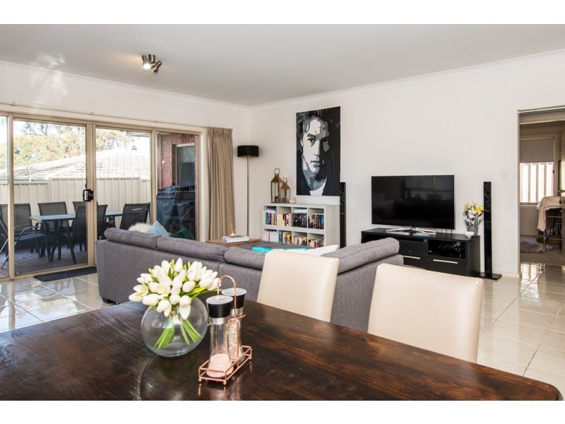 7 Bishops Hill Road, Happy Valley SA 5159