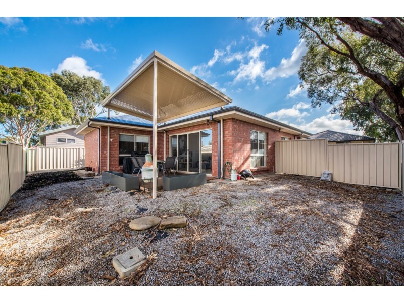 7 Bishops Hill Road, Happy Valley SA 5159