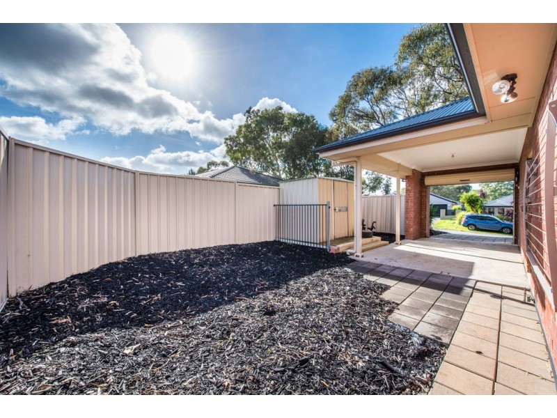7 Bishops Hill Road, Happy Valley SA 5159