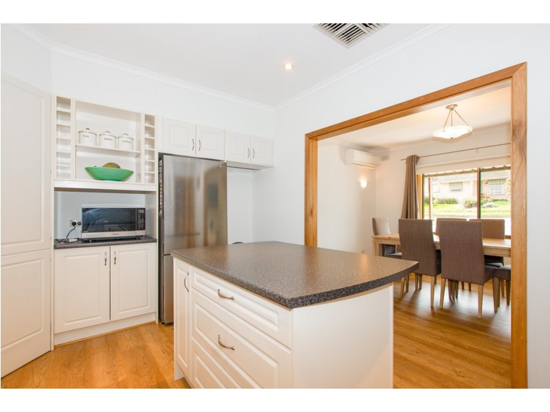 7 Borraga Street, O’sullivan Beach SA 5166