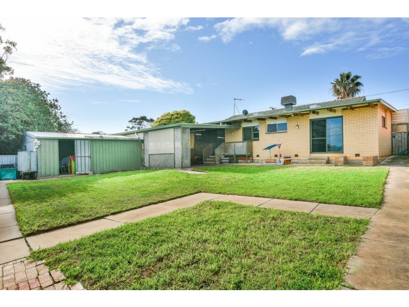 7 Borraga Street, O’sullivan Beach SA 5166