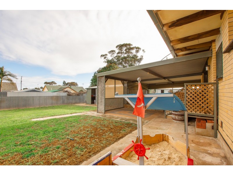 7 Borraga Street, O’sullivan Beach SA 5166