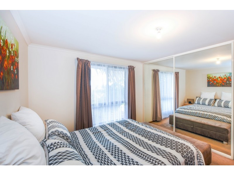 19 Jagger Crescent, Woodcroft SA 5162