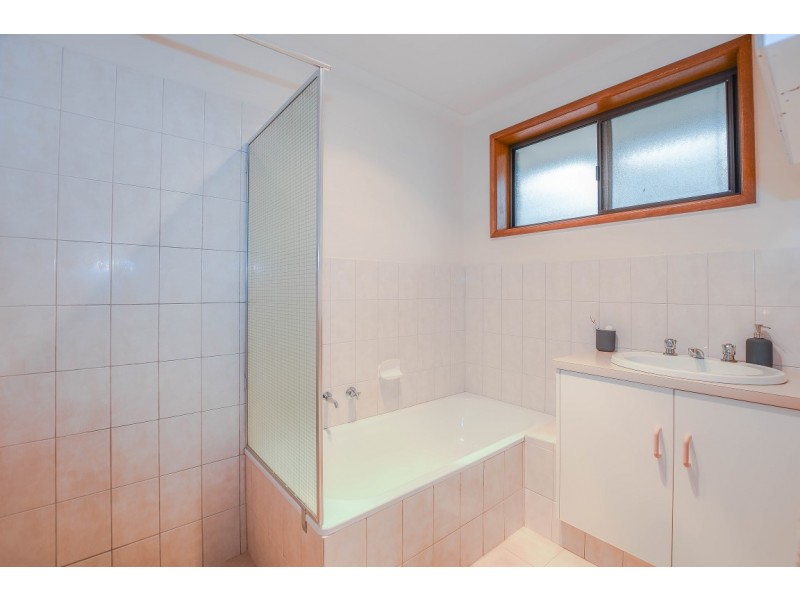 19 Jagger Crescent, Woodcroft SA 5162