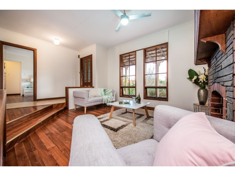 12 Barramundi Drive, Hallett Cove SA 5158