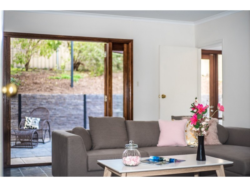 12 Barramundi Drive, Hallett Cove SA 5158