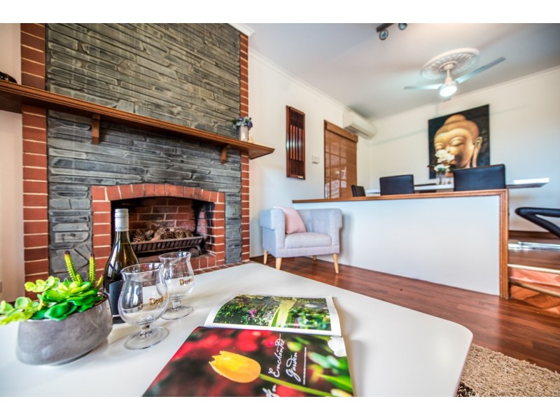 12 Barramundi Drive, Hallett Cove SA 5158